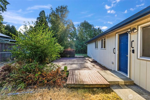 1309 Lenore Drive, Tacoma, WA 98406