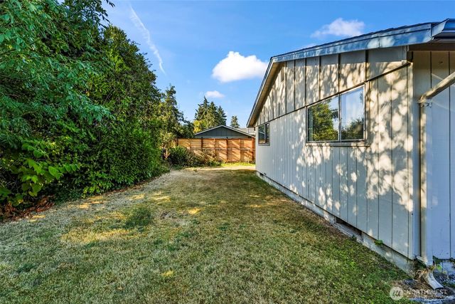 1309 Lenore Drive, Tacoma, WA 98406