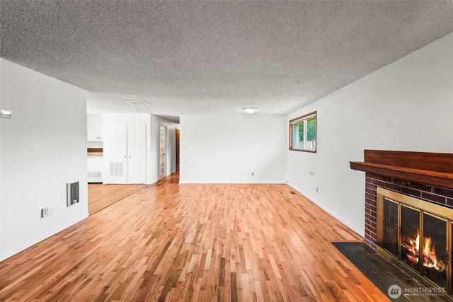 1309 Lenore Drive, Tacoma, WA 98406