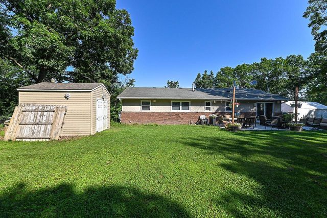 W5737 North DRIVE, Elkhorn, WI 53121