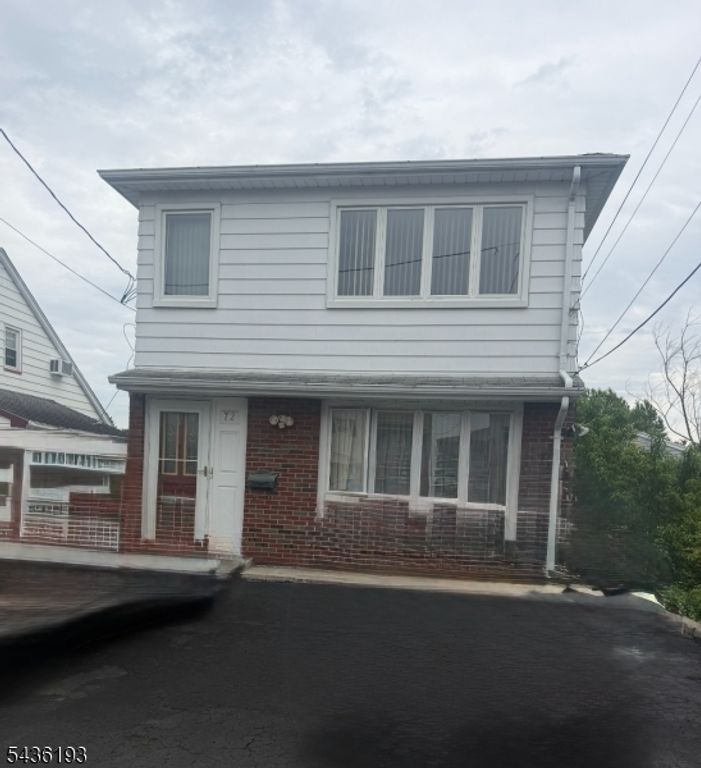 72 Morrell Pl, Garfield City, NJ 07026