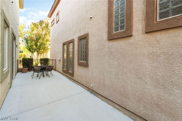 9236 Whitekirk Place, Las Vegas, NV 89145