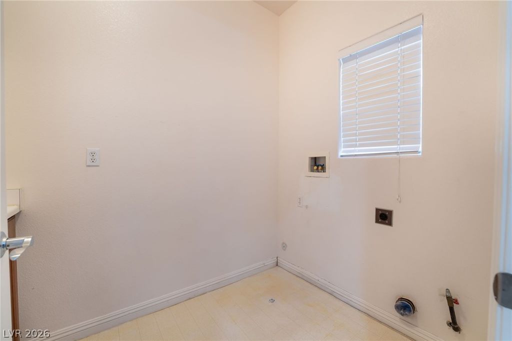 Image 40 of property listing at 9236 Whitekirk Place, Las Vegas, NV 89145