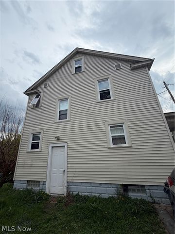 1015 Romig Avenue, Barberton, OH 44203
