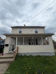 1015 Romig Avenue, Barberton, OH 44203
