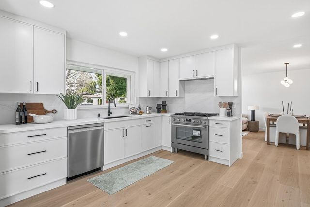 2243 Emmett Court, Santa Clara, CA 95051