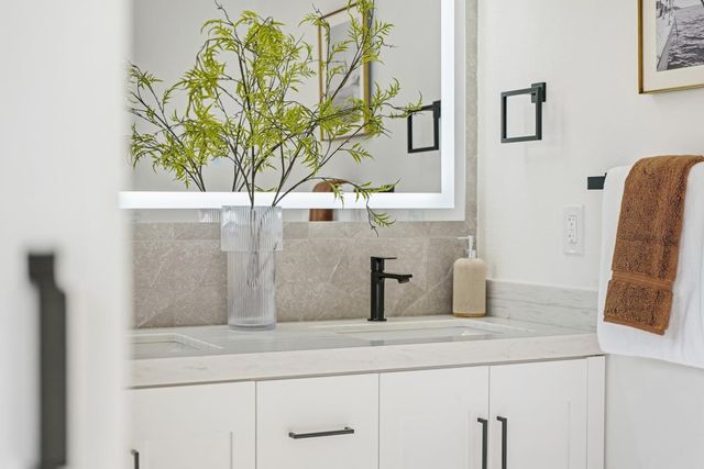 2243 Emmett Court, Santa Clara, CA 95051