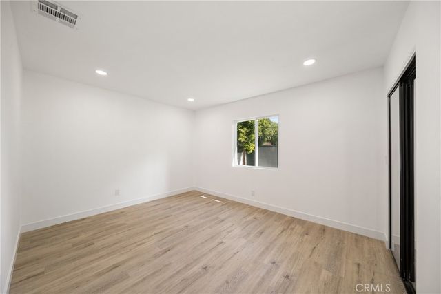 6714 Jellico, Lake Balboa, CA 91406