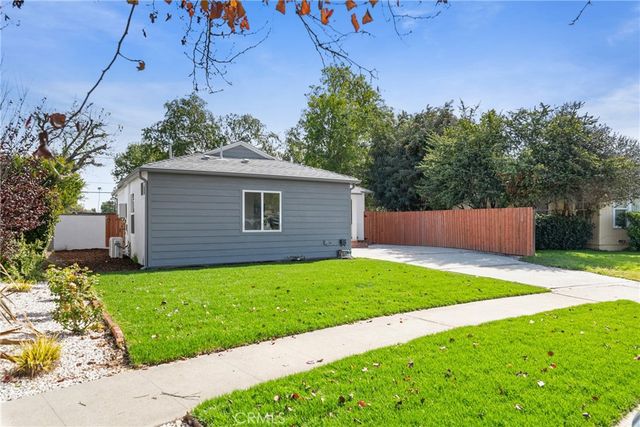 6714 Jellico, Lake Balboa, CA 91406