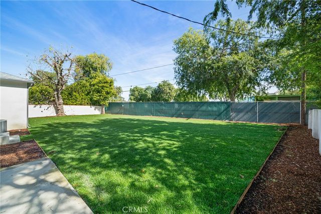 6714 Jellico, Lake Balboa, CA 91406