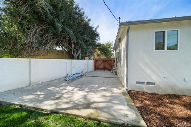 6714 Jellico, Lake Balboa, CA 91406