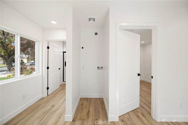 6714 Jellico, Lake Balboa, CA 91406