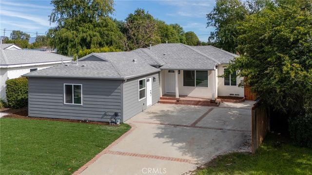 6714 Jellico, Lake Balboa, CA 91406