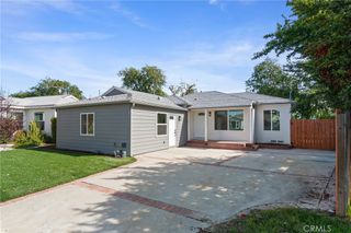 6714 Jellico, Lake Balboa, CA 91406