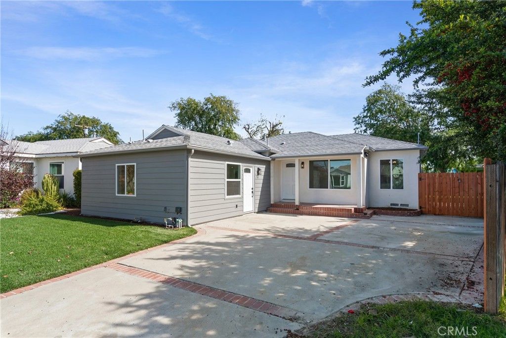 6714 Jellico, Lake Balboa, CA 91406