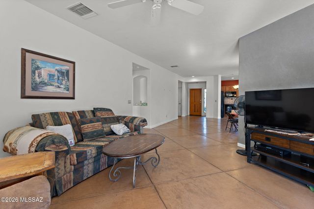 1344 Renfrew Place, Tucson, AZ 85719