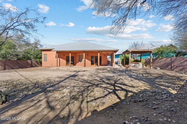 1344 Renfrew Place, Tucson, AZ 85719
