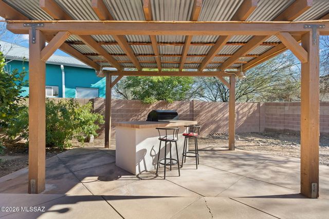 1344 Renfrew Place, Tucson, AZ 85719