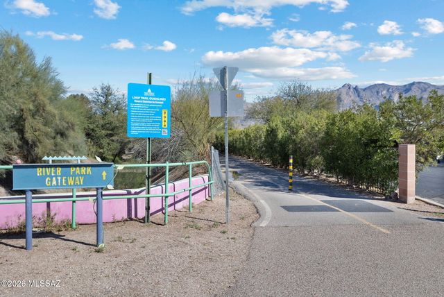 1344 Renfrew Place, Tucson, AZ 85719