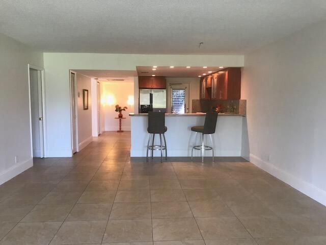2851 S Palm Aire Drive 101, Pompano Beach, FL 33069