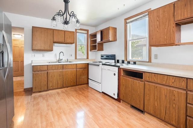 124 S CUSTER STREET, Brillion, WI 54110