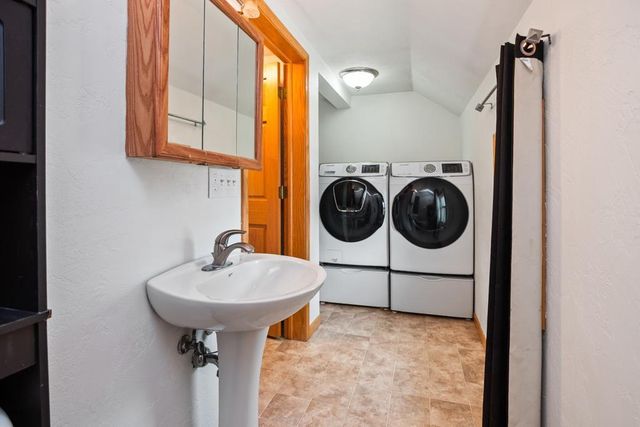 124 S CUSTER STREET, Brillion, WI 54110
