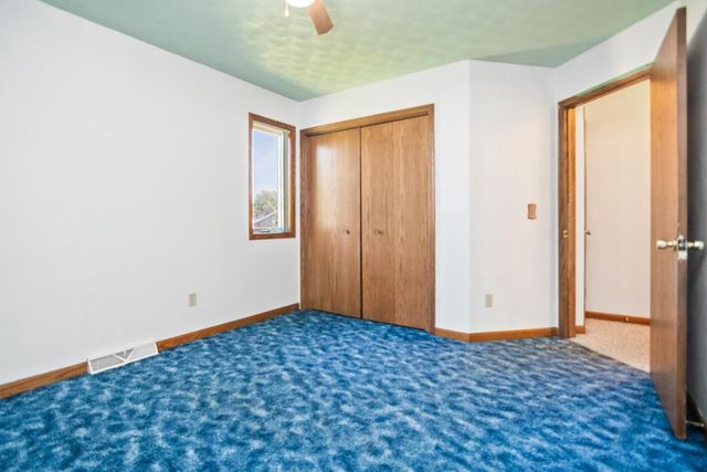 124 S CUSTER STREET, Brillion, WI 54110