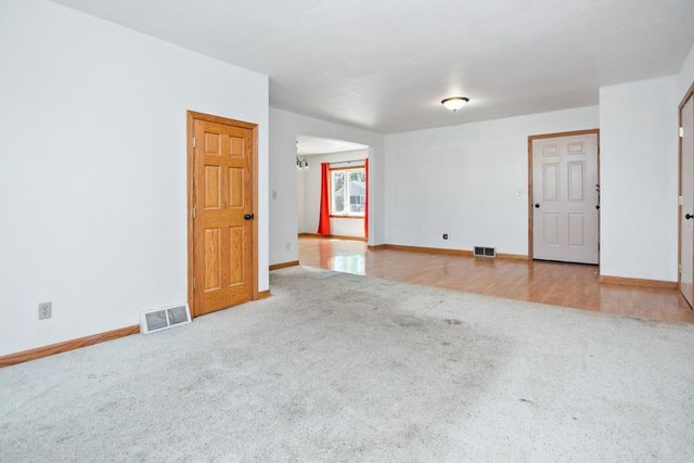 124 S CUSTER STREET, Brillion, WI 54110