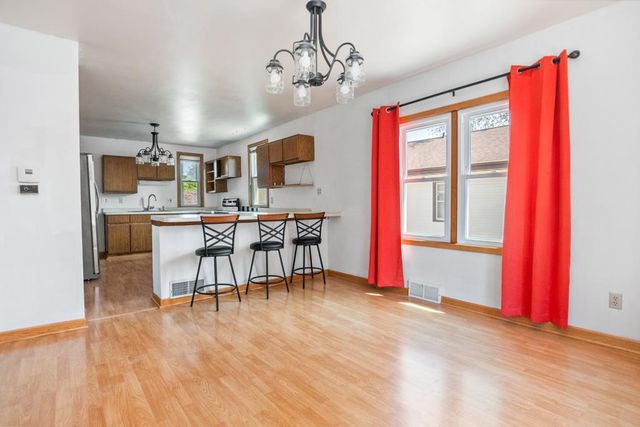 124 S CUSTER STREET, Brillion, WI 54110