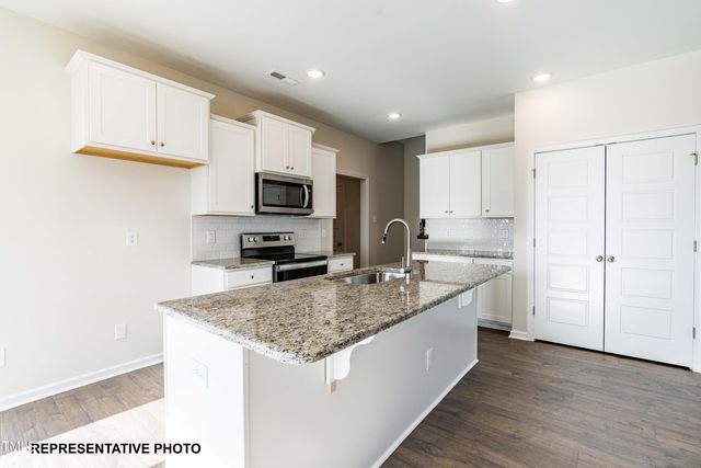 732 Springtooth Drive, Zebulon, NC 27597