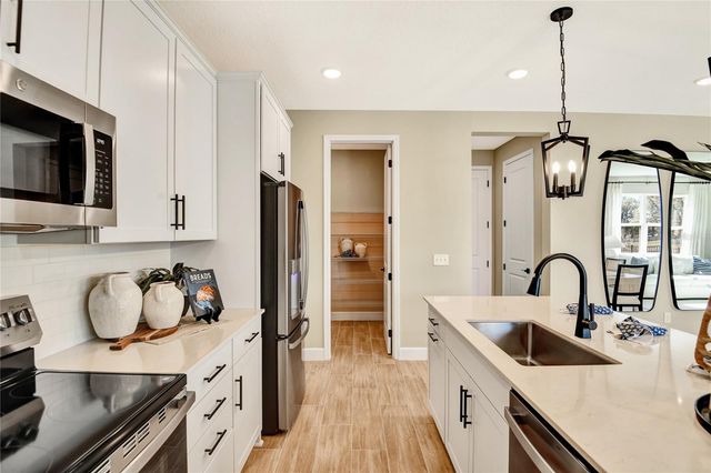 6085 RIVER FARM AVENUE, St Cloud, FL 34772