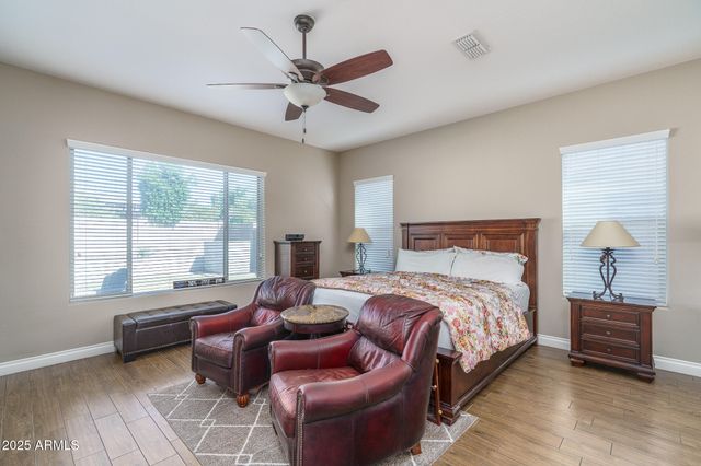 9358 W ROBIN Lane, Peoria, AZ 85383