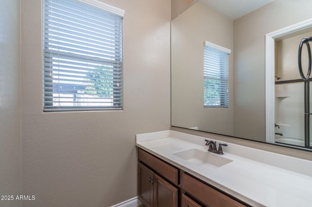 9358 W ROBIN Lane, Peoria, AZ 85383