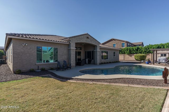 9358 W ROBIN Lane, Peoria, AZ 85383