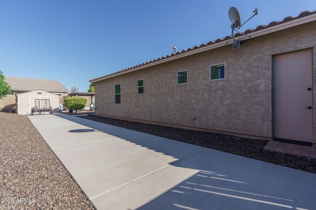 9358 W ROBIN Lane, Peoria, AZ 85383