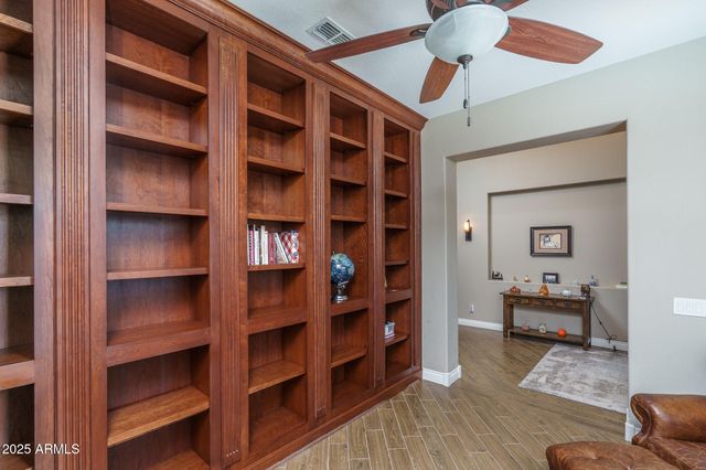 9358 W ROBIN Lane, Peoria, AZ 85383