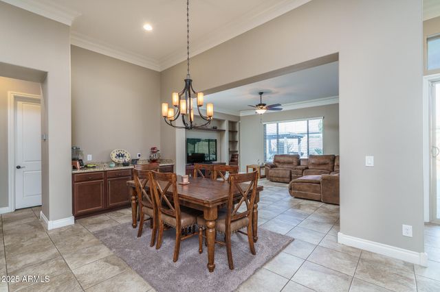 9358 W ROBIN Lane, Peoria, AZ 85383