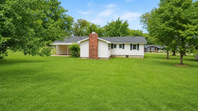 3031 E Gasconade Street, Springfield, MO 65804