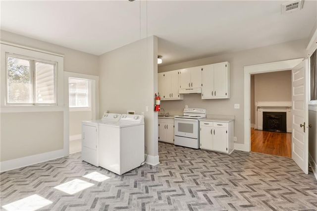 120 S Candler Street, Decatur, GA 30030