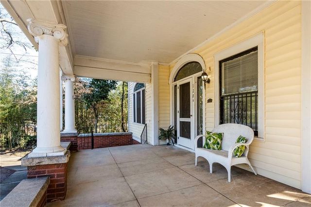 120 S Candler Street, Decatur, GA 30030