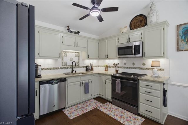 24 Collwood Court, Greensboro, NC 27409