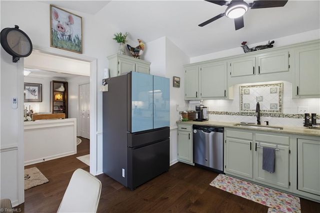 24 Collwood Court, Greensboro, NC 27409