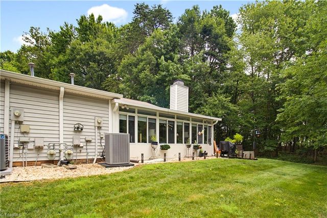 24 Collwood Court, Greensboro, NC 27409