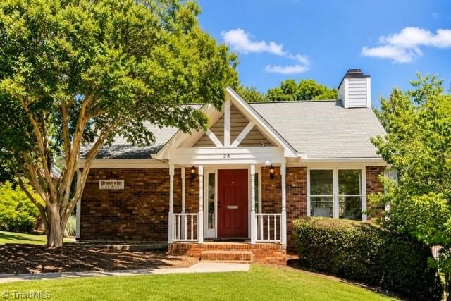 24 Collwood Court, Greensboro, NC 27409