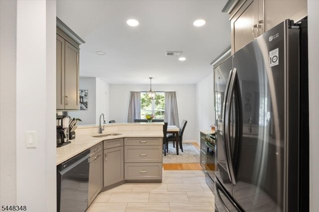 70 Carter Rd 70, Wanaque Boro, NJ 07420