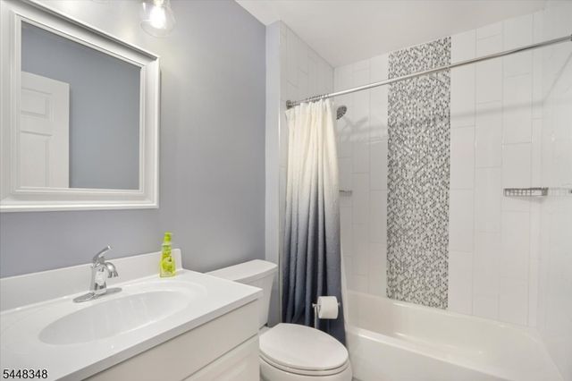 70 Carter Rd 70, Wanaque Boro, NJ 07420