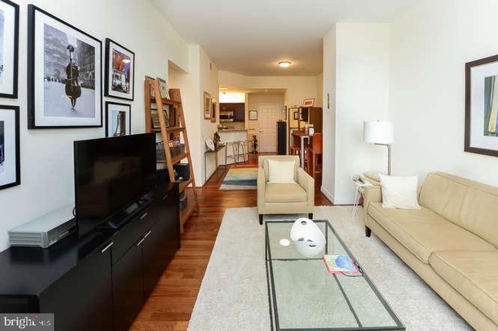 1600 ARCH ST #1407, Philadelphia, PA 19103