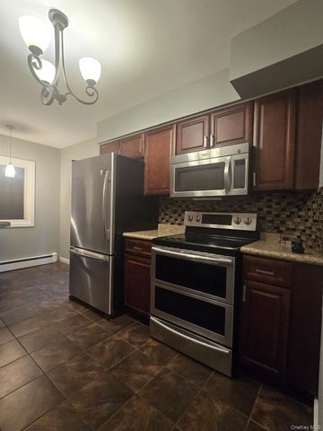 3666 Illona Lane, Oceanside, NY 11572