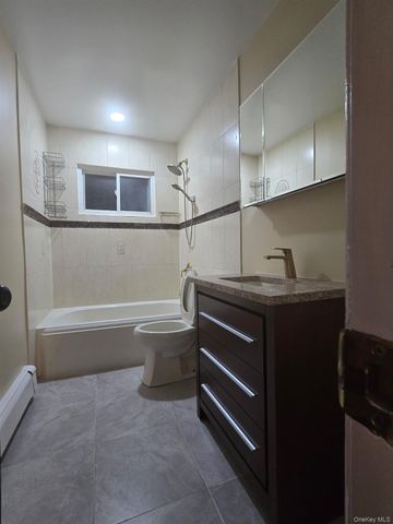 3666 Illona Lane, Oceanside, NY 11572