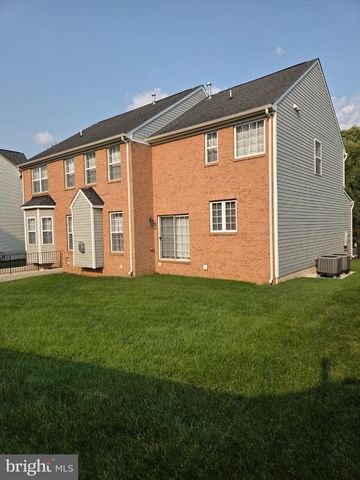 5394 MACDONALD RD, Woodbridge, VA 22193